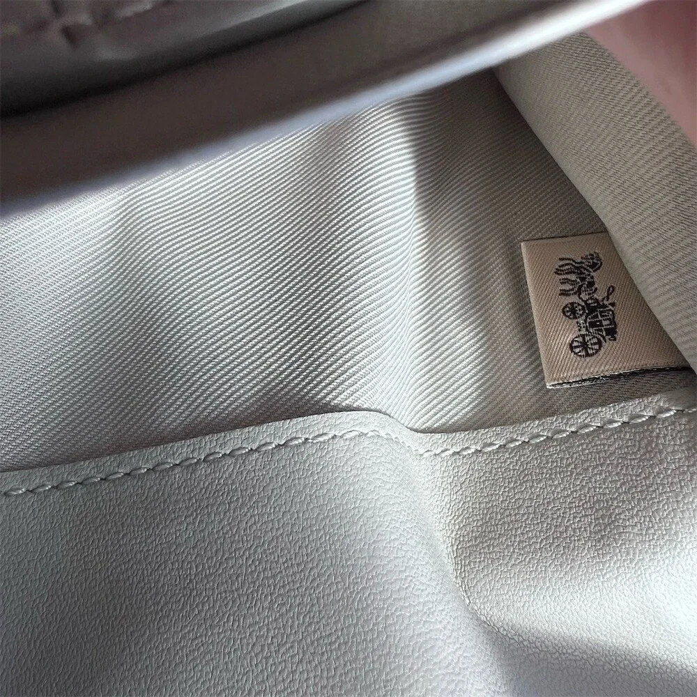 Coach brand type